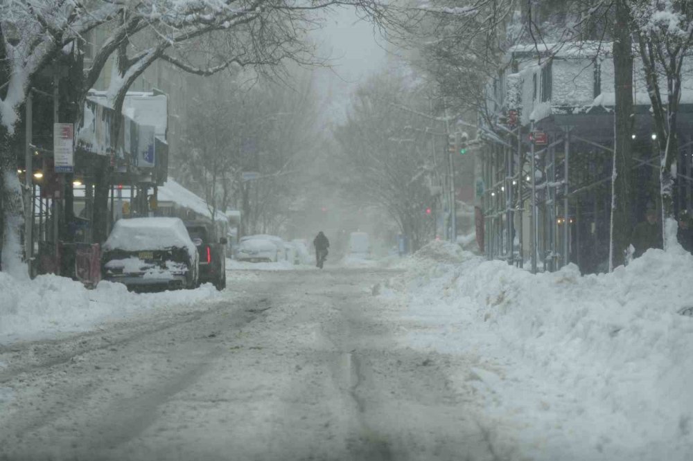 Abd’de Kar Fırtınası Hayatı Durma Noktasına Getirdi