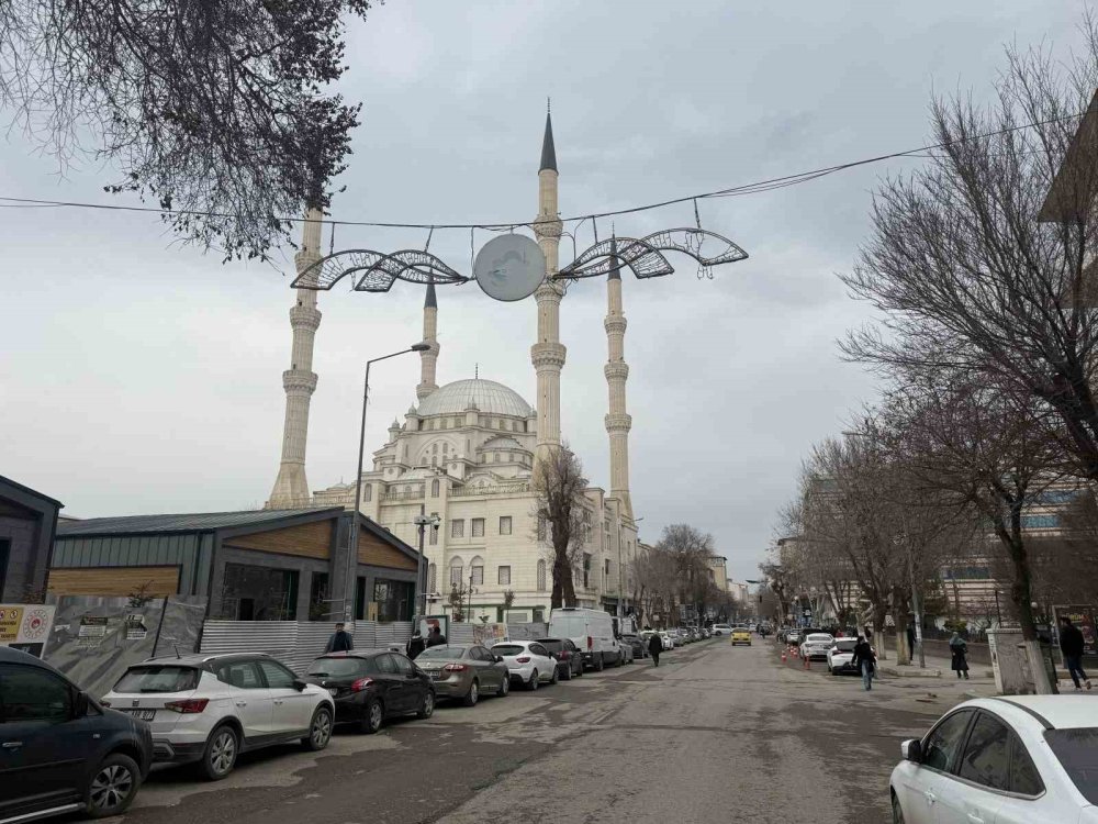 Iğdır ve Çevresinde Kuvvetli Yağmur Bekleniyor