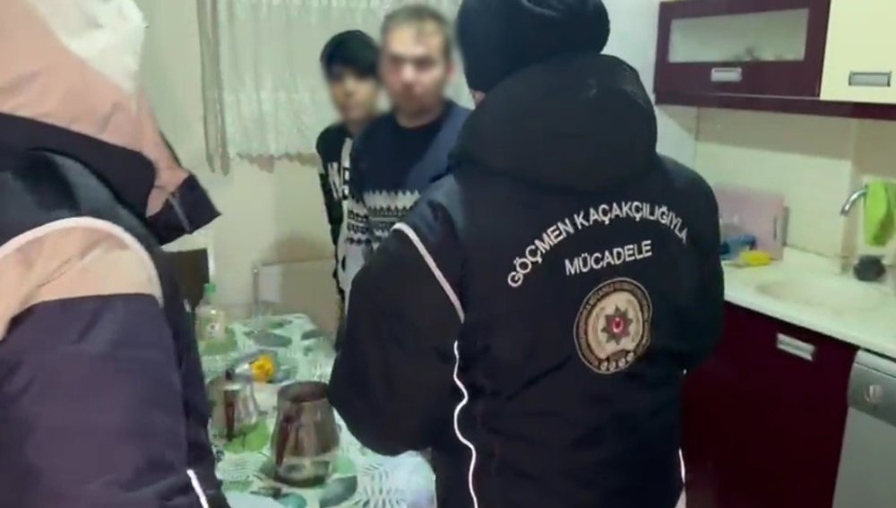 Kars’ta Göçmen Kaçakçılığı Operasyonu.. 4 Kişi Gözaltına Alındı!