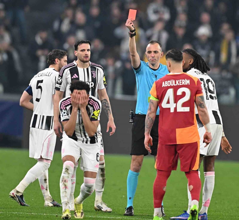 Uefa Şampiyonlar Ligi: Juventus: 3 - Galatasaray: 2 (maç Sonucu)