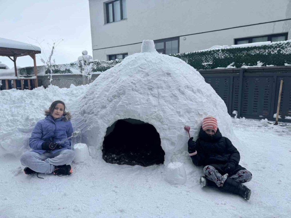 Büyüleyici Kış Manzarası.. Normale Dönmek İçin Çalışmalar Devam Ediyor!
