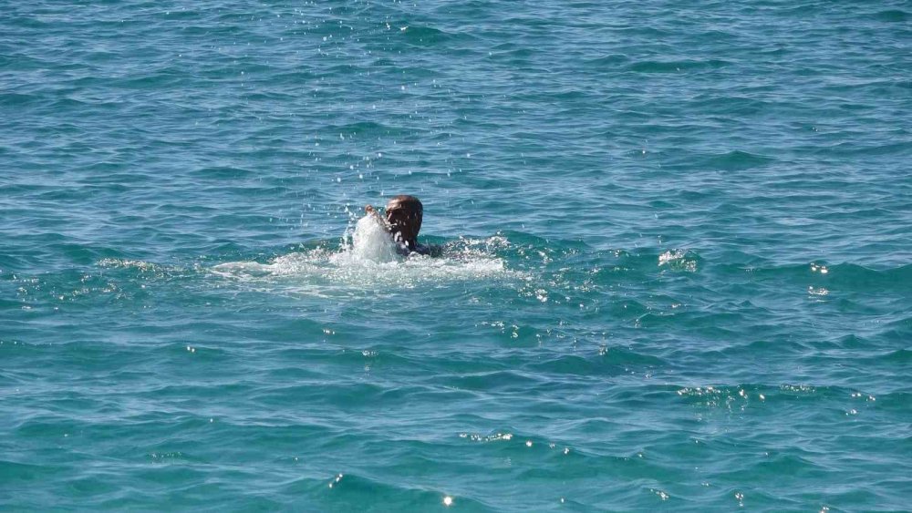 Alanya’da Mart Güneşi.. Hava Sıcaklığı 18’e Çıktı, Sahiller Harekenlendi
