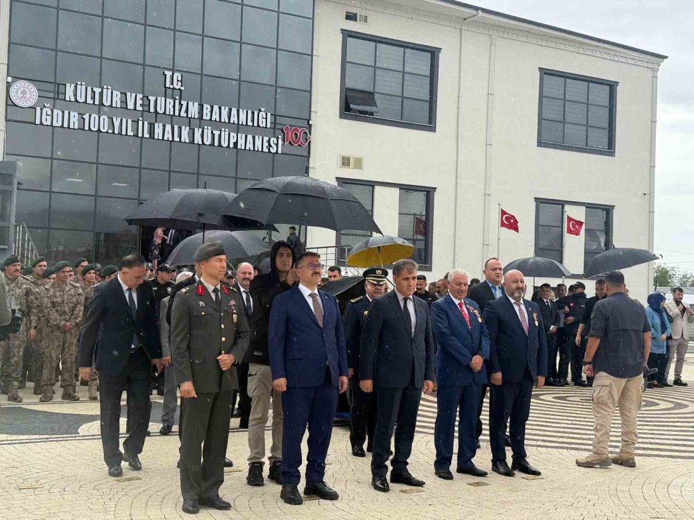 "Valiye Şemsiye Var, Gazilere Yok" Haberine Takipsizlik Kararı