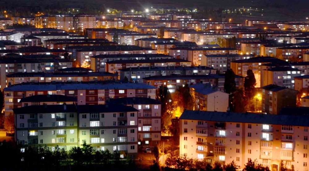 Erzurum’da Bir Yılda 7 Bin 930 Yapı Ve 2 Bin 381 Yapı Kullanma Ruhsatı Verildi
