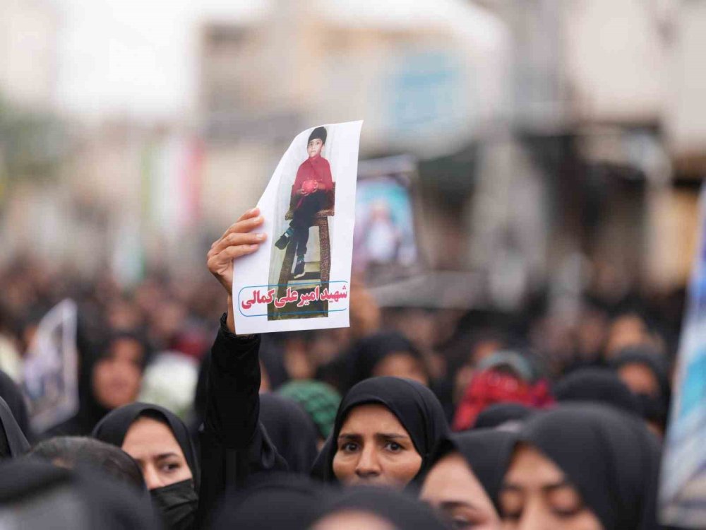 Ortadoğu'da Gerilim Tırmanıyor.. Okul Saldırısında 165 Öğrenci Hayatını Kaybetti!