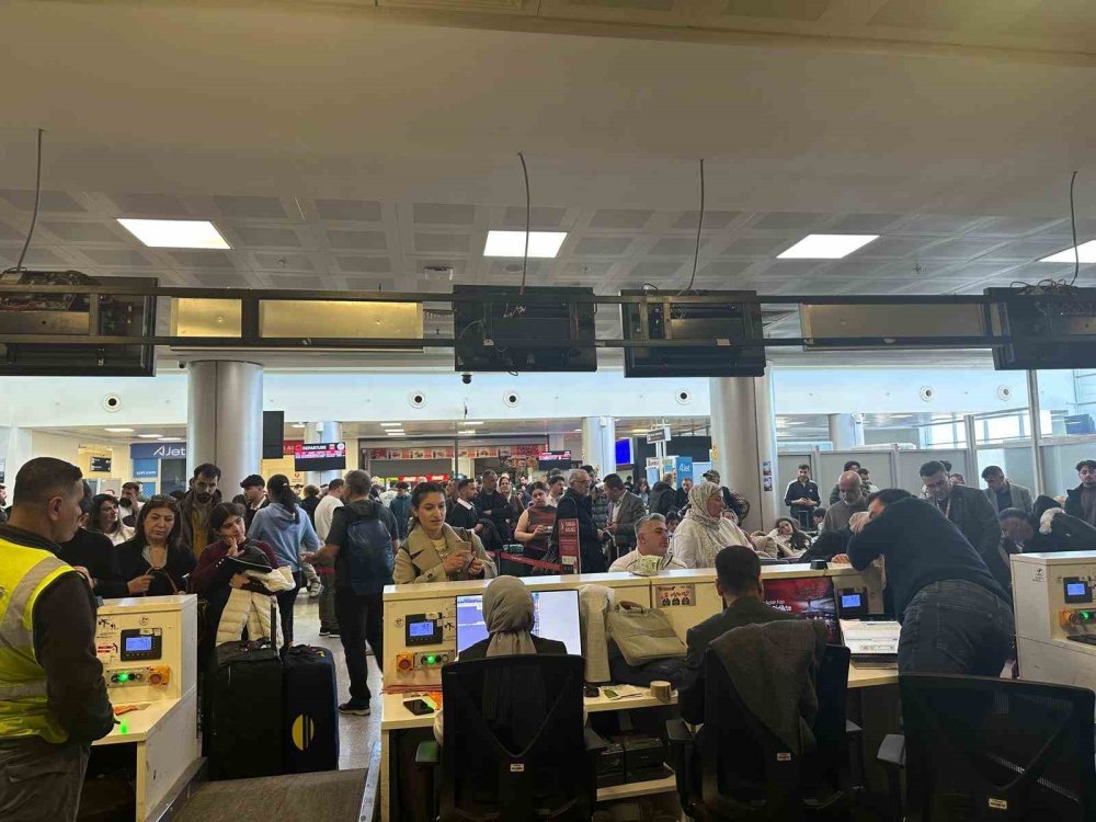 Savaş Rotayı Şırnak’a Çevirdi: Erbil Uçakları Şerafettin Elçi Havalimanı’na İniyor