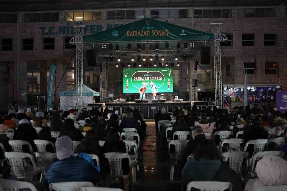 Bursa’da Ramazan.. Nilüfer Ramazan Sokağı’nda Karslılar Gecesi!