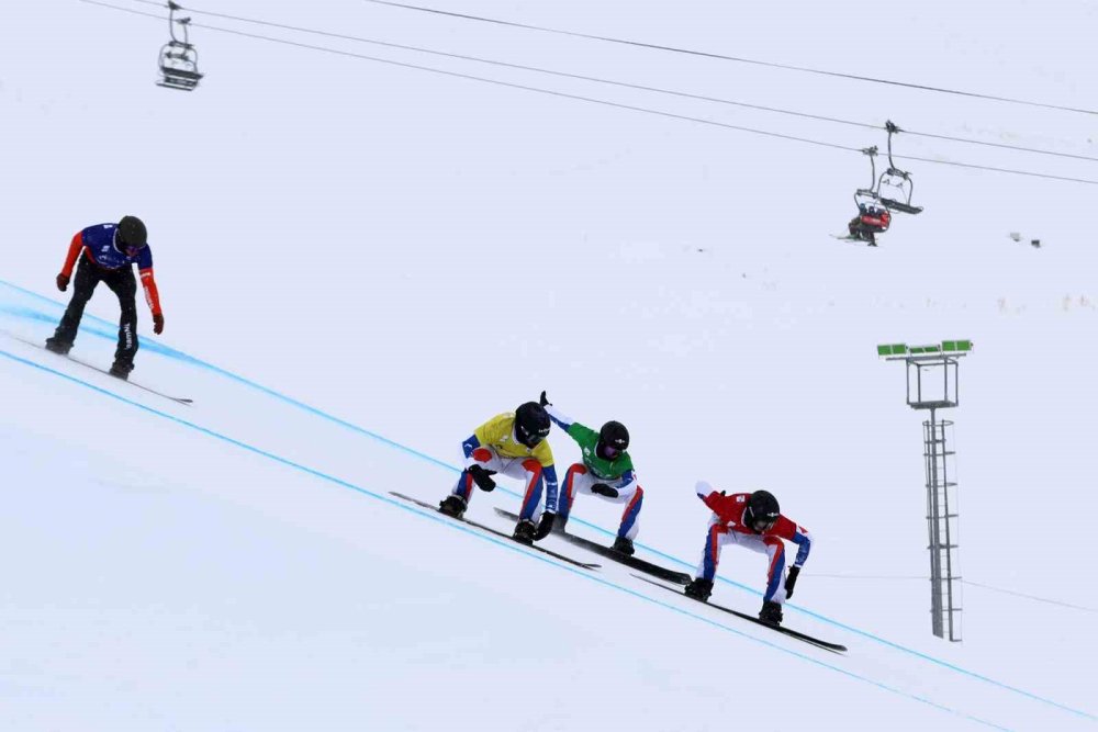 Palandöken’de Dünya Kupası Heyecanı.. 15 Ülkeden 300 Sporcu Erzurum’da!