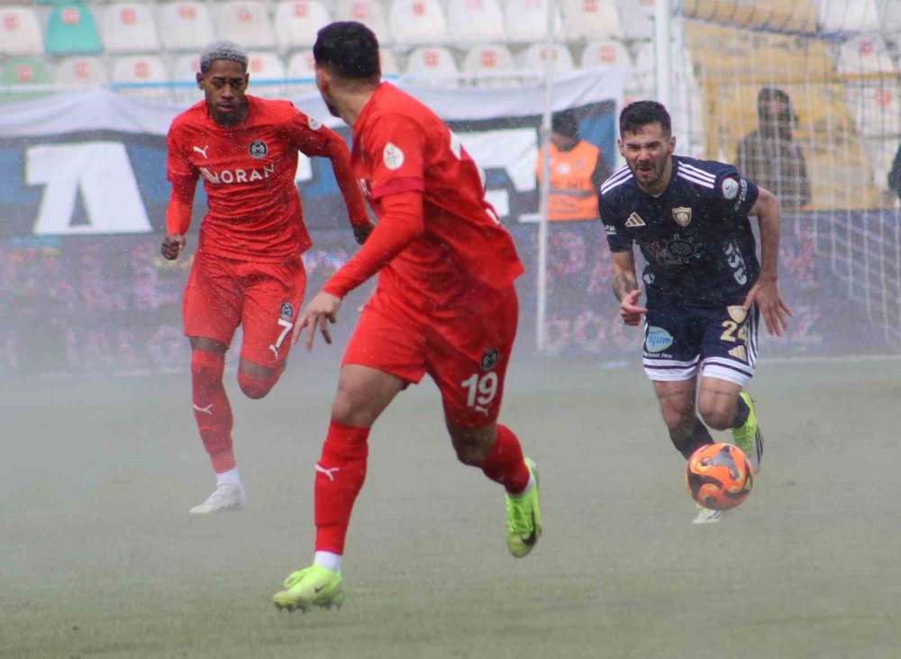 Trendyol 1. Lig: Erzurumspor Fk: 8 - Manisa Fk: 1