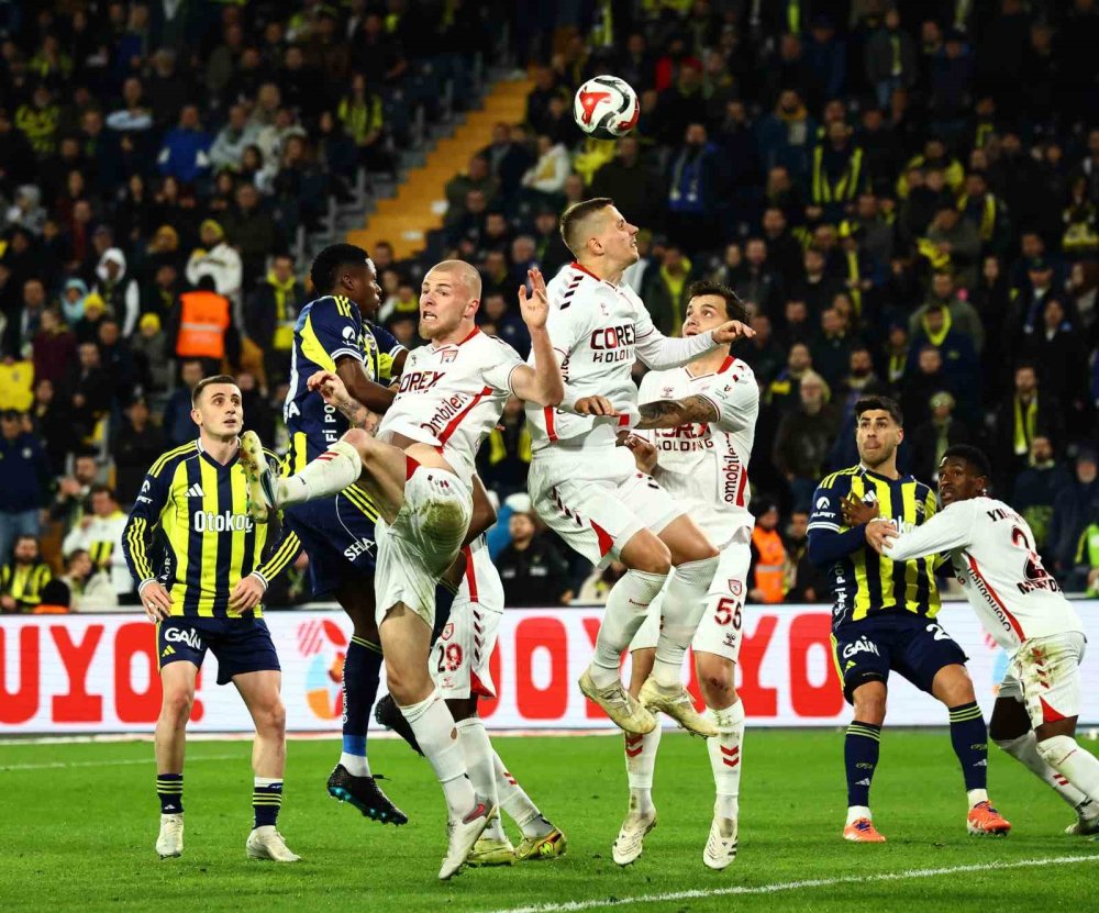 Kadıköy’de Nefes Kesen Maç.. Fenerbahçe 90+5’te Kazandı!