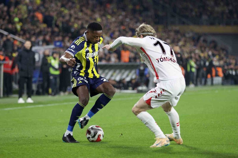 Kadıköy’de Nefes Kesen Maç.. Fenerbahçe 90+5’te Kazandı!