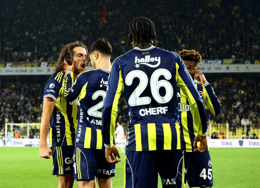 Kadıköy’de Nefes Kesen Maç.. Fenerbahçe 90+5’te Kazandı!