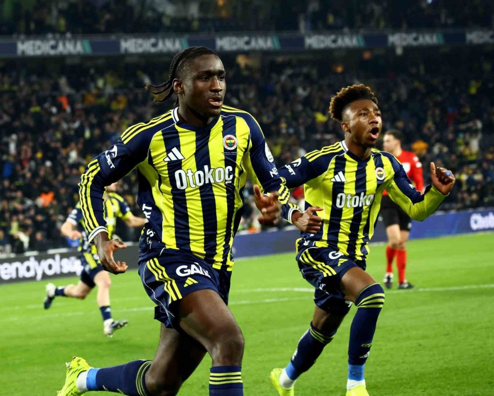 Kadıköy’de Nefes Kesen Maç.. Fenerbahçe 90+5’te Kazandı!