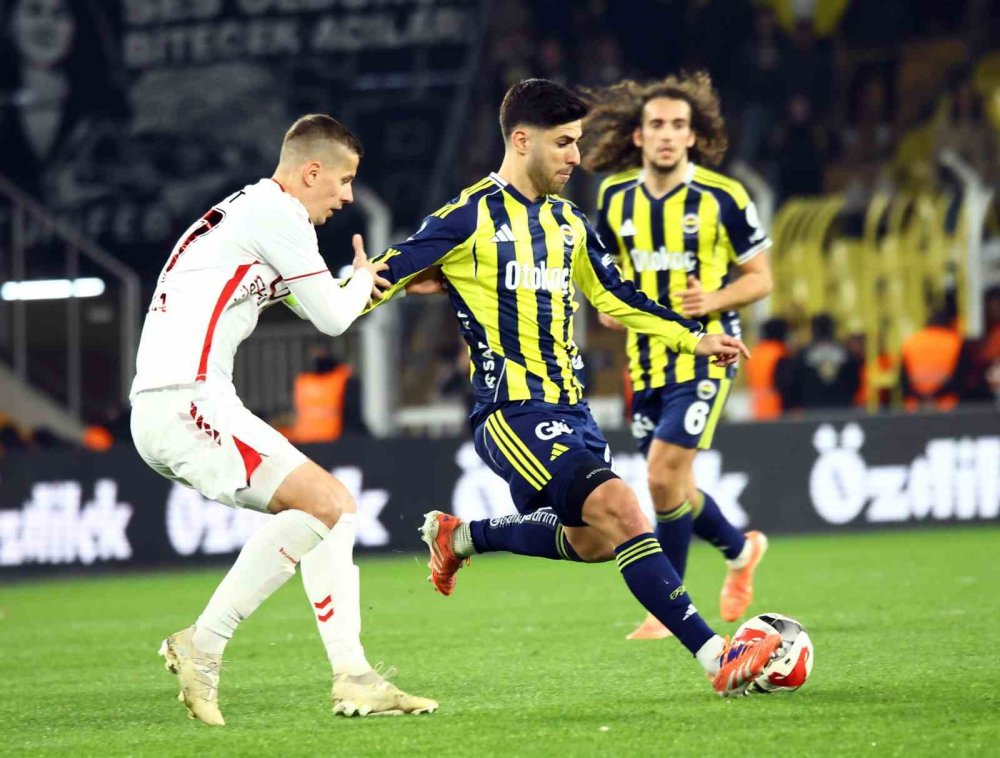 Kadıköy’de Nefes Kesen Maç.. Fenerbahçe 90+5’te Kazandı!