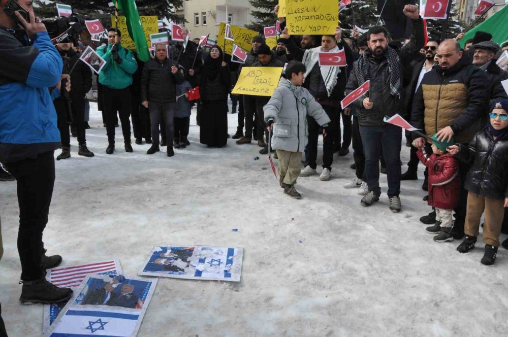 Kars’ta Caferiler İ̇ran’a Düzenlenen Saldırıları Kınadı