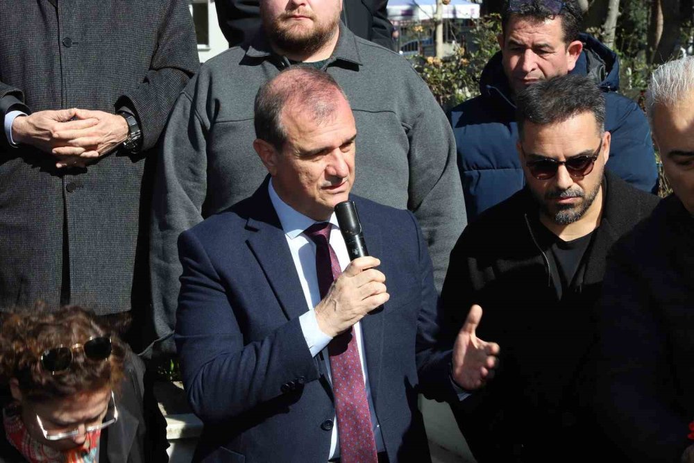 Emre Saltık Unutulmadı.. Ailesi ve Sevenleri Kabri Başında Buluştu!