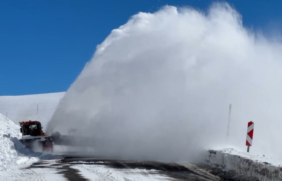 Sahara Geçidi’nde Çığ.. Ardahan-Şavşat Yolu Kısa Süreliğine Ulaşıma Kapandı!