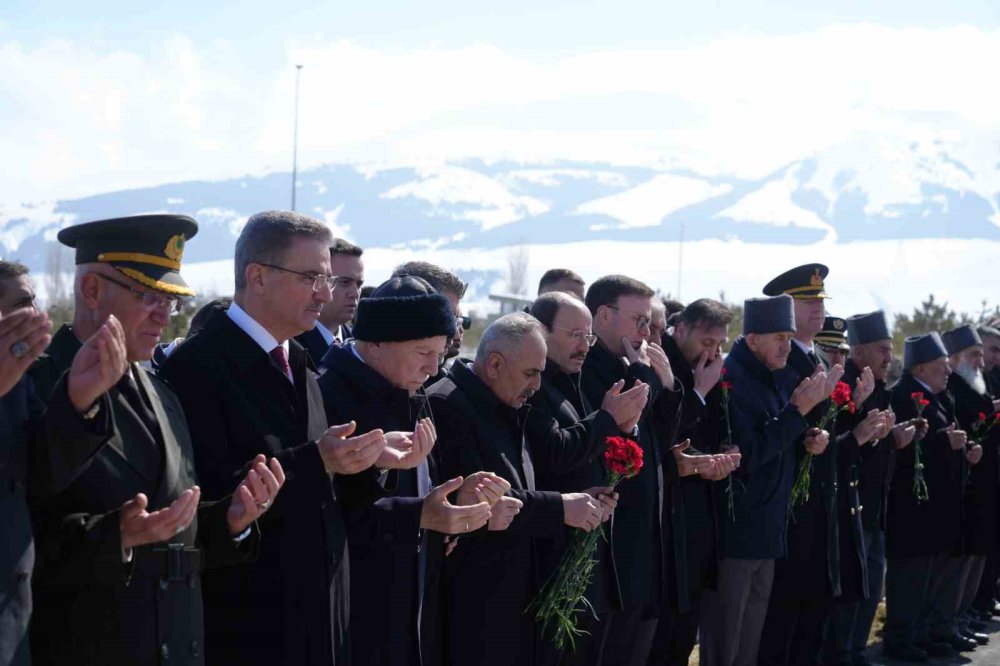 Erzurum’da 12 Mart Coşkusu.. Kurtuluşun 108’inci Yılı Kutlandı!