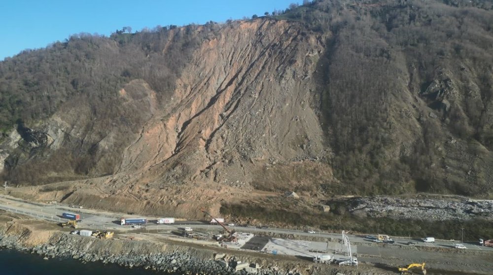 Arhavi’de Heyelan Riski İçin Kalıcı Çözüm.. 784 Metrelik Tünel İnşa Ediliyor!