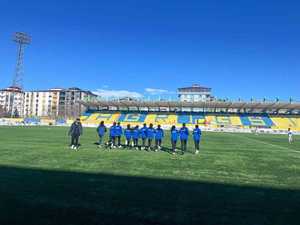 Digorlu Genç Sporculardan Üstün Başarı.. Namağlup Şampiyonlar!