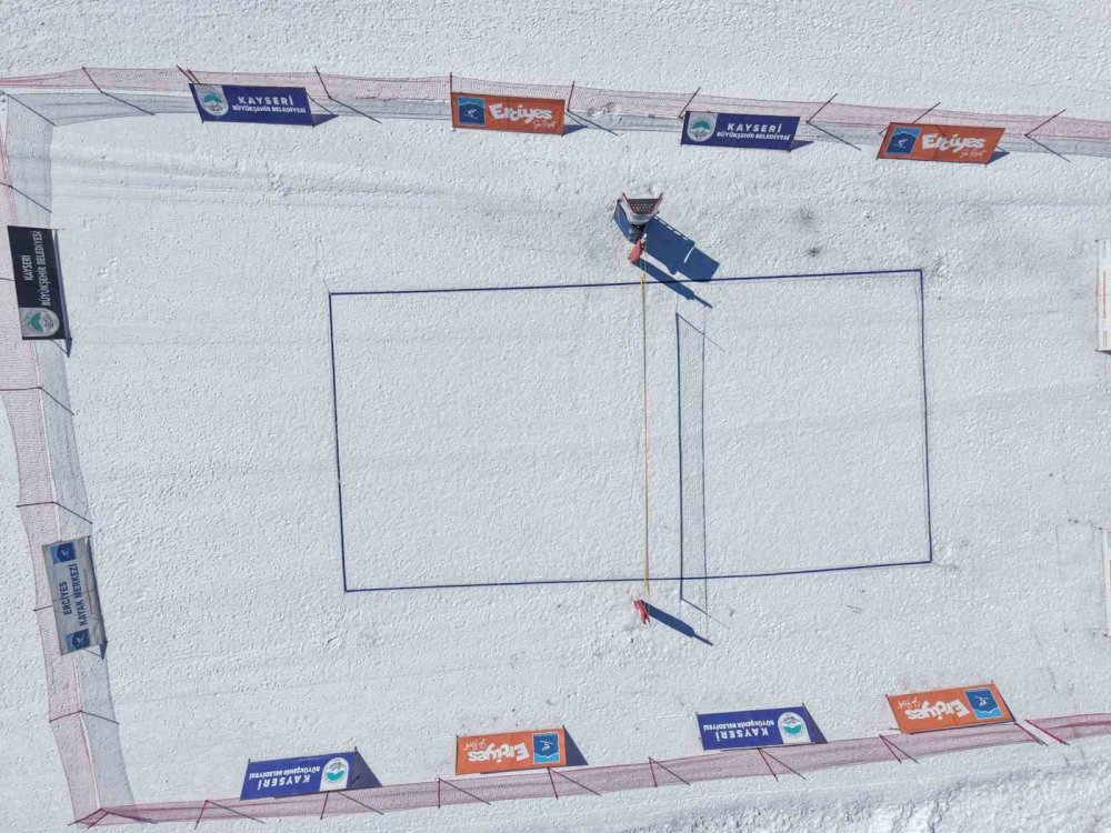 Erciyes’te Kış Sporları.. Kar Voleybolu Turnuvası 14 Mart’ta!