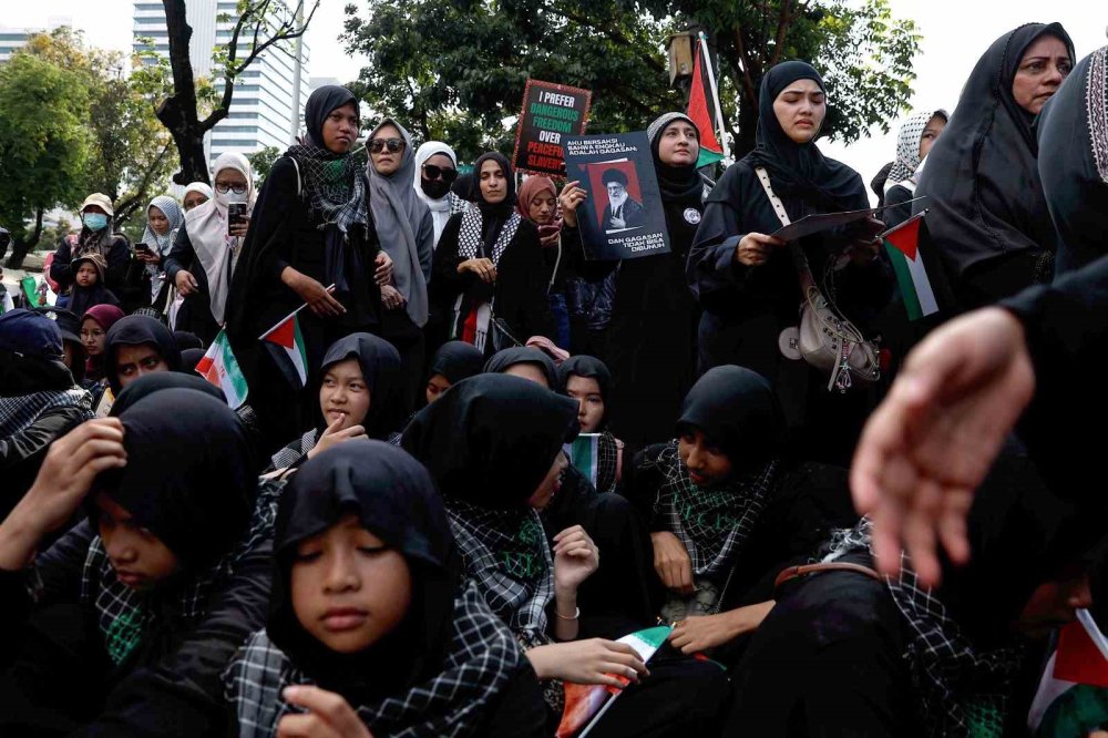 Ortadoğu’da Savaşın Gölgesi.. İran, ABD ve İsrail’den Karşılıklı Sert Açıklamalar!