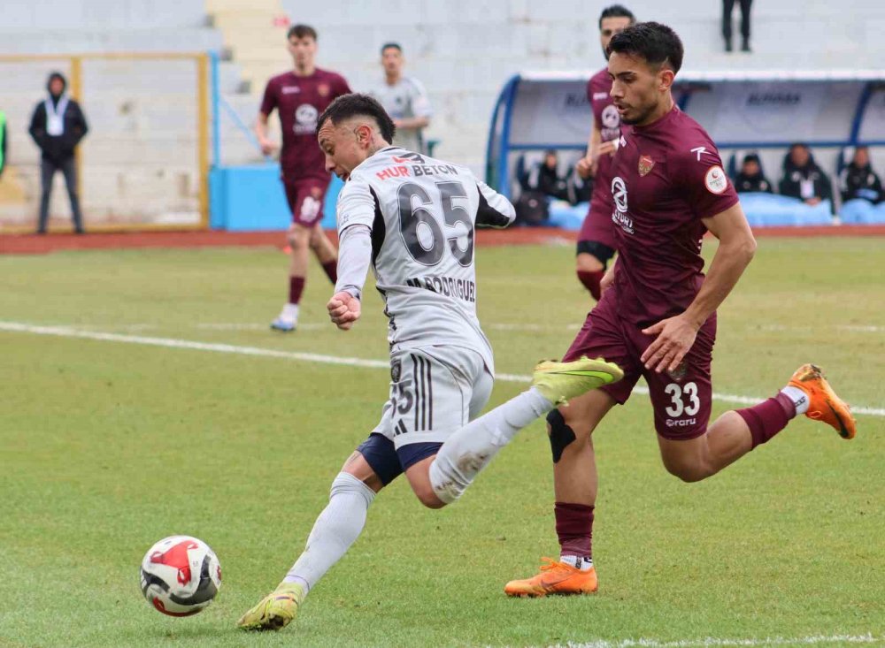 Erzurumspor Zirve Takibini Sürdürdü.. Hatayspor’u 3-0 Mağlup Etti!