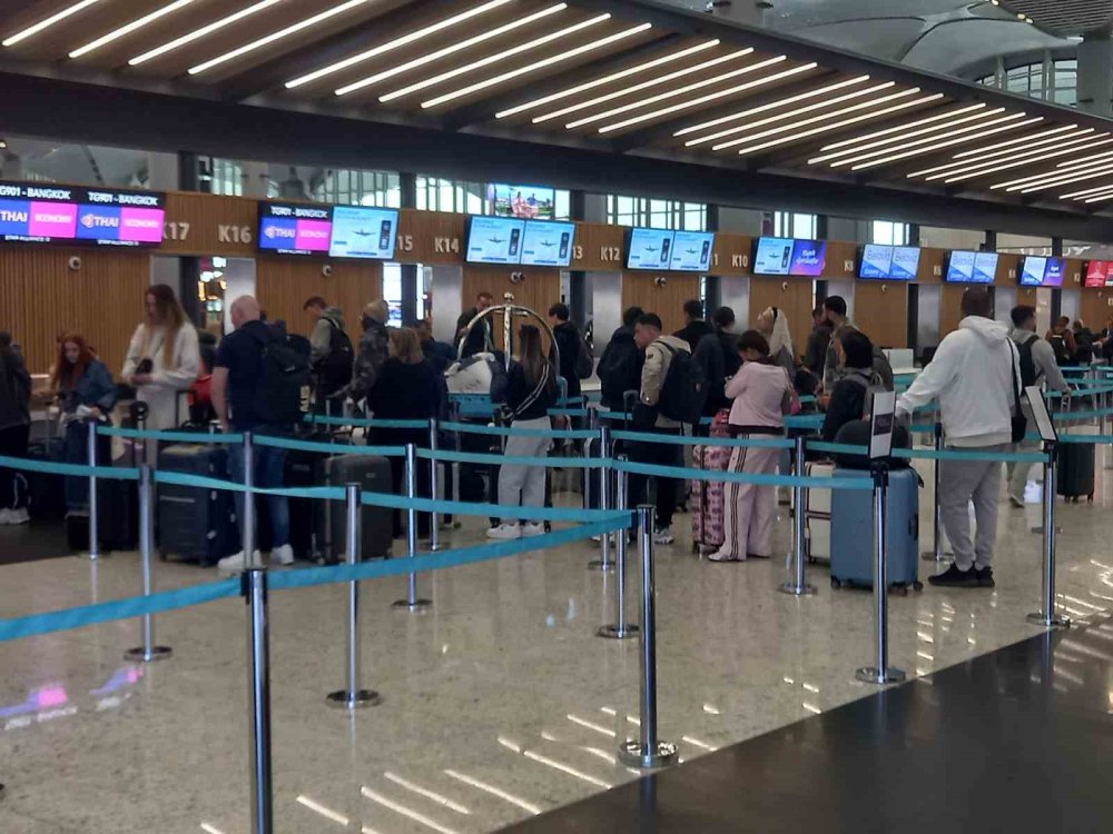 İstanbul Havalimanı’nda Ramazan Bayramı Yoğunluğu