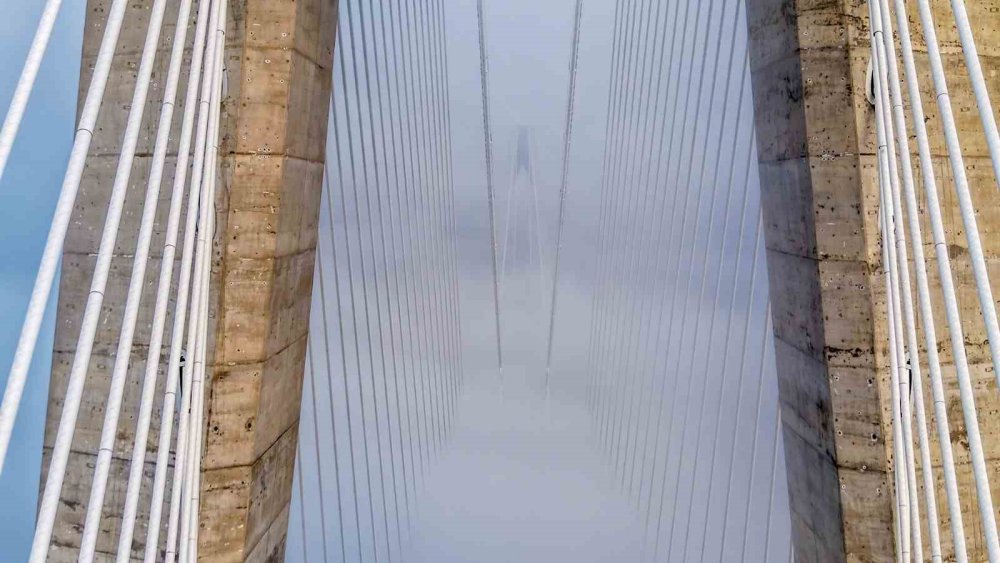 İstanbul’da Sabahın İlk Işıklarıyla Mest Eden Görüntü