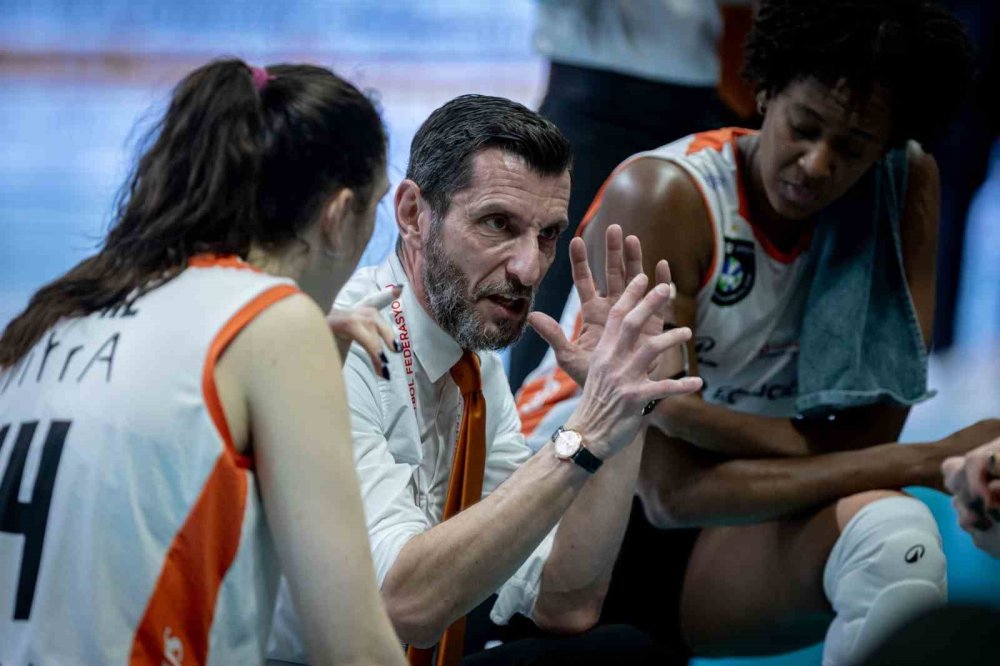 Eczacıbaşı Dynavit Adını Dörtlü Finale Yazdırdı