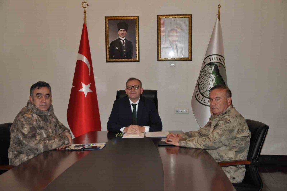 Kars'ta Bayram Mesaisi.. 2 Bin 284 Personel Görev Başında Olacak!