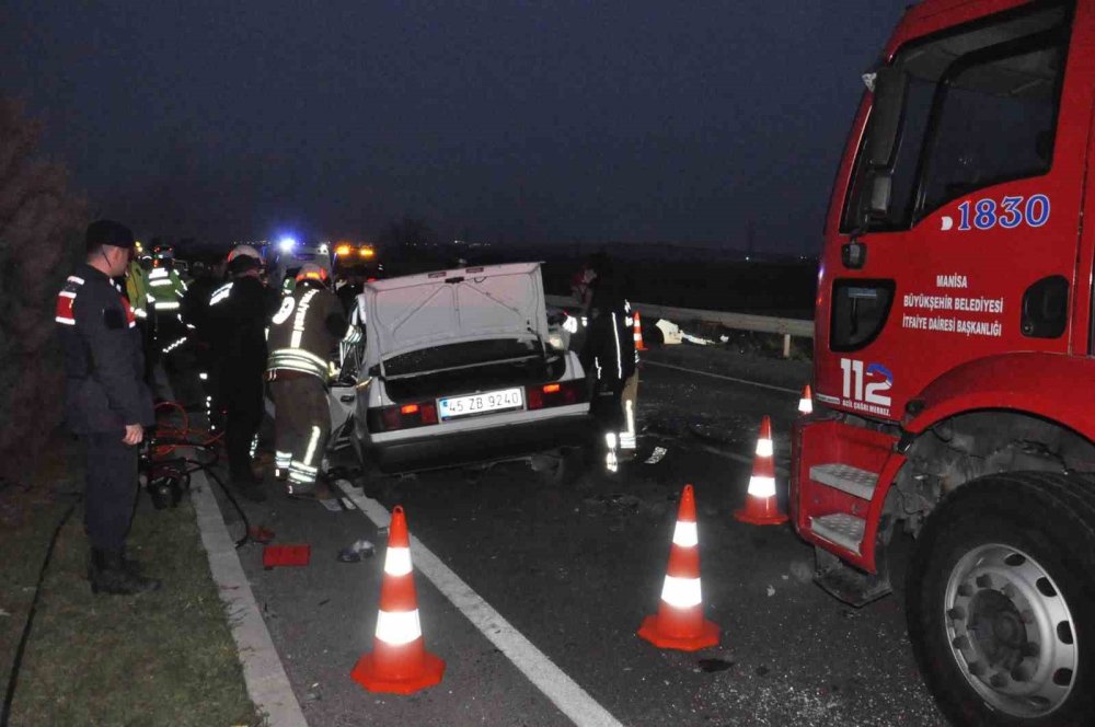 Manisa’da Feci Kaza: 2 Ölü, 5 Yaralı