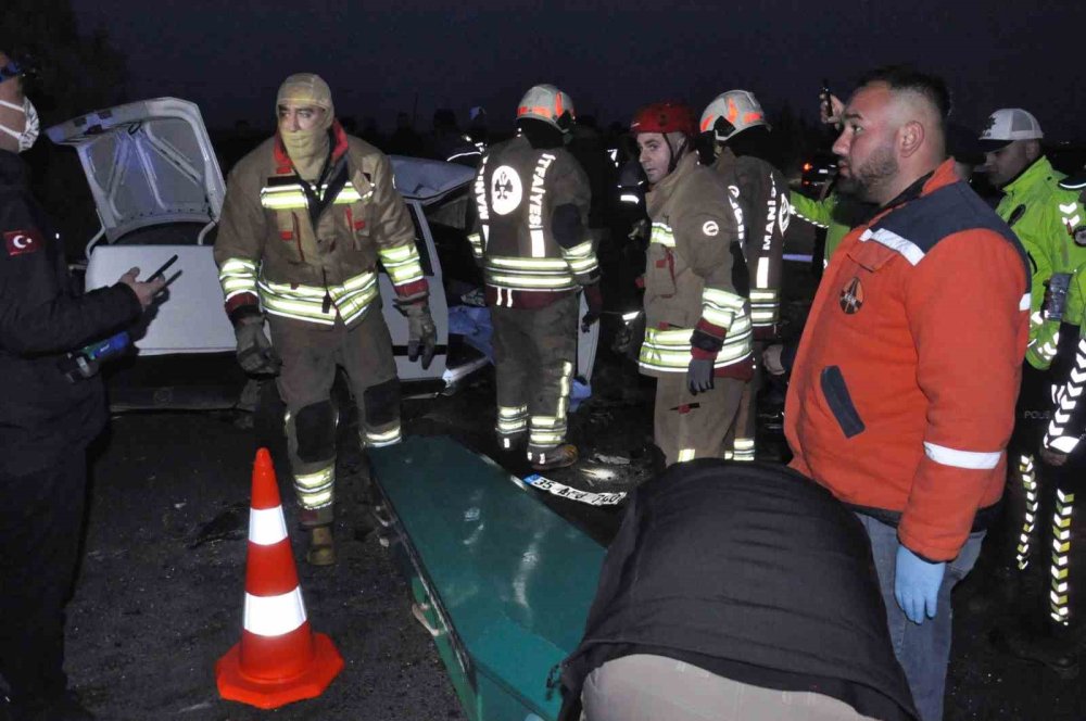 Manisa’da Feci Kaza: 2 Ölü, 5 Yaralı