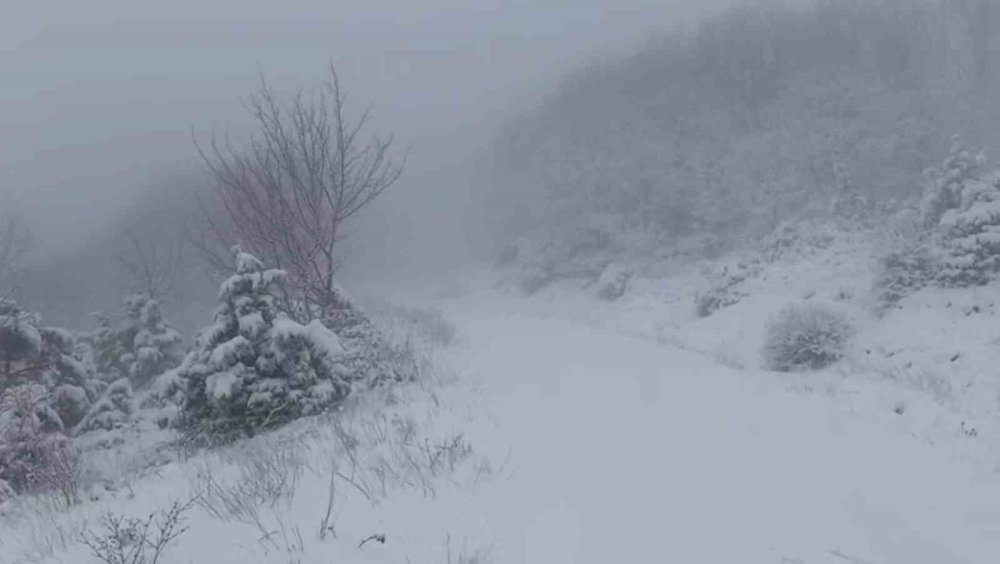 Tekirdağ’da Yüksek Kesimler Beyaza Büründü