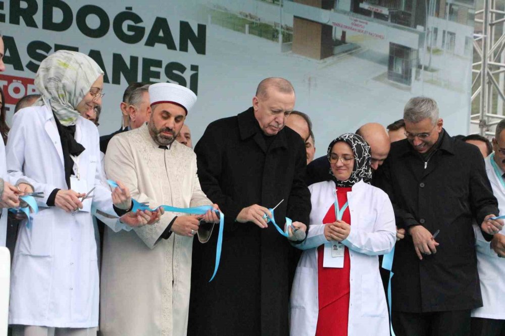 Erdoğan Rize'de.. Bölgedeki Savaşlara Diplomasiyle Çözüm Arıyoruz!