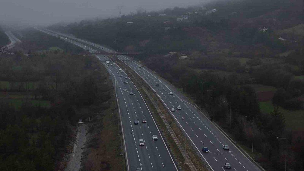 Bayram Tatili Bitiyor, Dönüş Başladı: Yollarda Bayram Trafiği