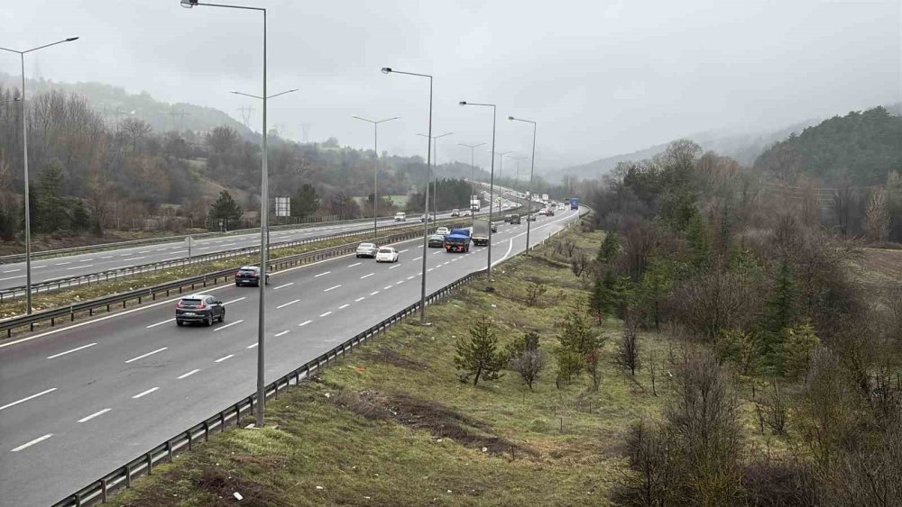 Bayram Tatili Bitiyor, Dönüş Başladı: Yollarda Bayram Trafiği