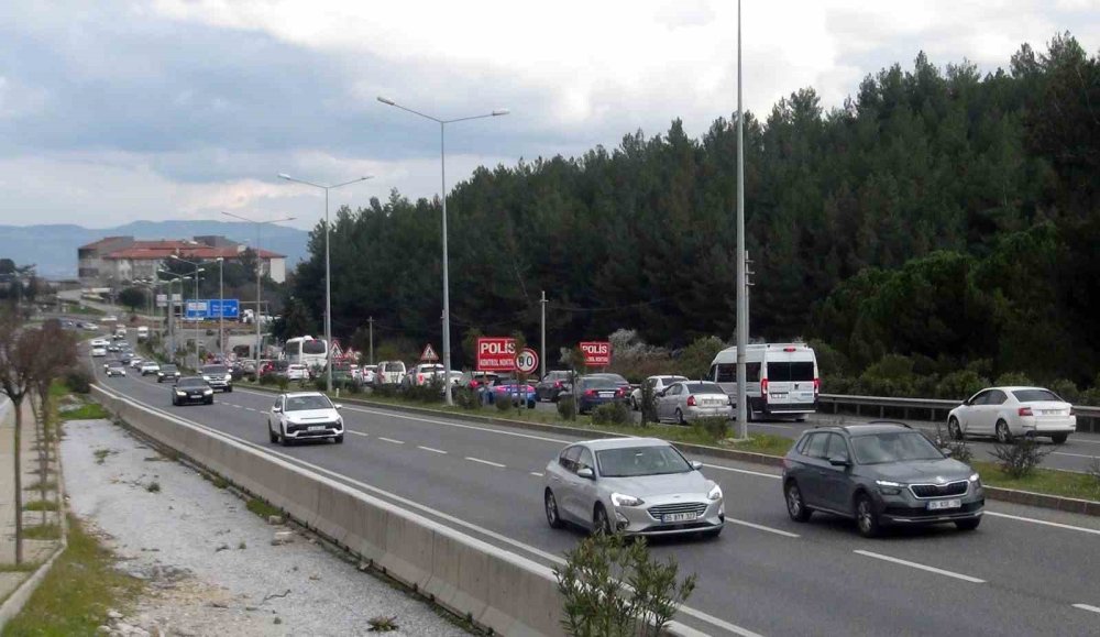 Muğla’da Tatilcilerin Dönüş Yolculuğu Başladı