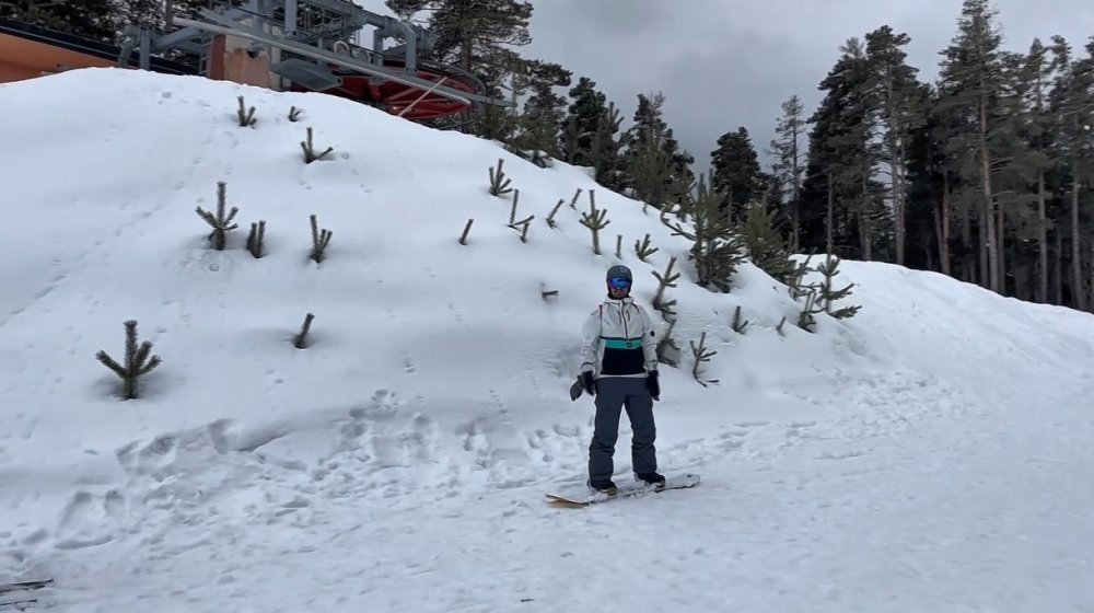 Sarıkamış’ta Bayram Yoğunluğu.. Kayak Sezonu Nisan’a Uzadı!