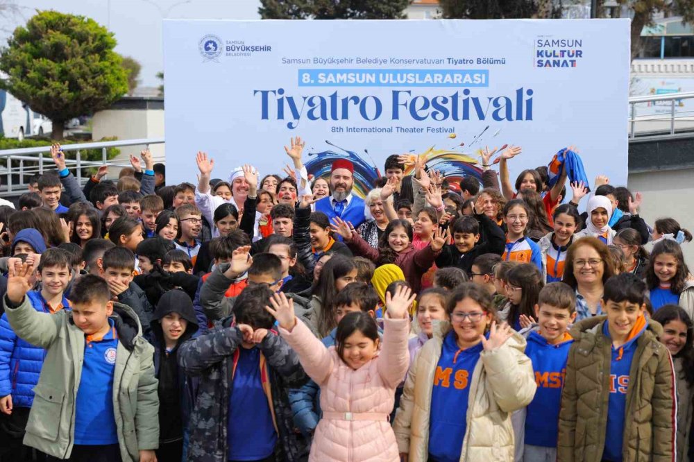 8. Samsun Uluslararası Tiyatro Festivali Başladı