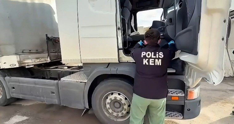 Ağrı’da 8,3 Kilo Metamfetamin Ele Geçirildi