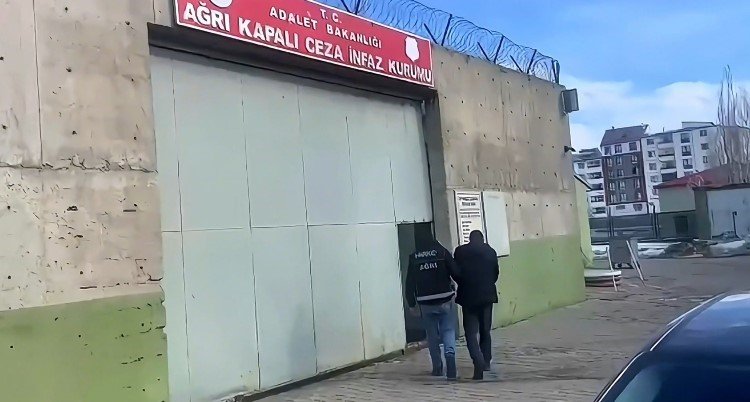 Ağrı’da 8,3 Kilo Metamfetamin Ele Geçirildi