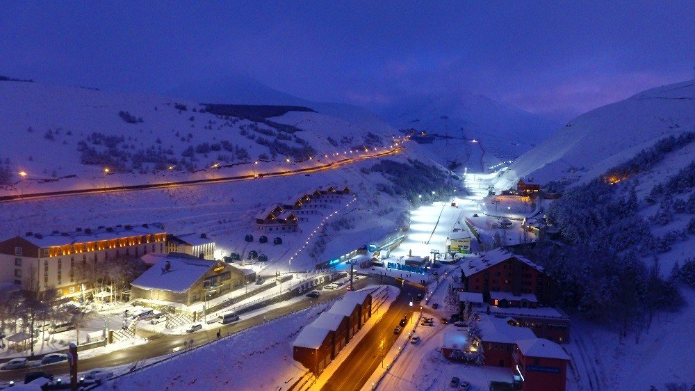 Palandöken’de Kayak Sezonu Uzadı.. Nisan Ortasına Kadar Devam!