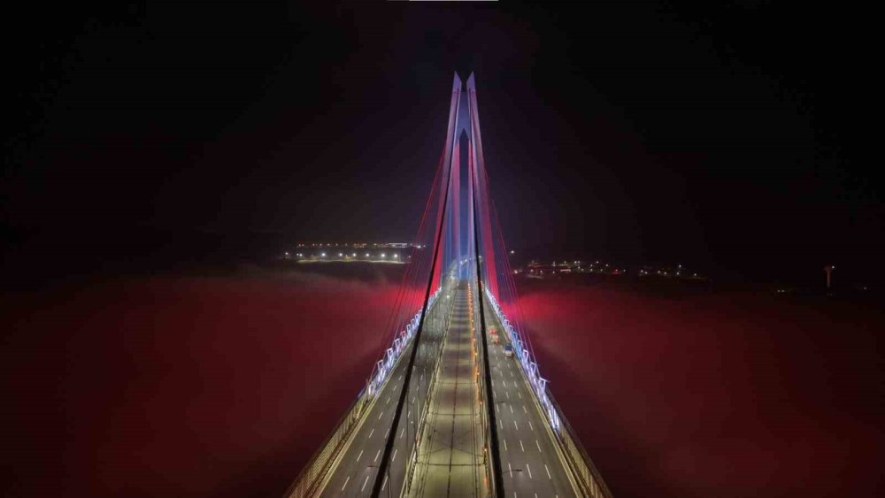 Yavuz Sultan Selim Köprüsü’nde Sis Manzarası Mest Etti