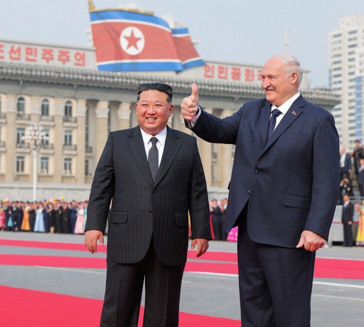Belarus Devlet Başkanı Lukaşenko’dan Kuzey Kore’ye İlk Resmi Ziyaret