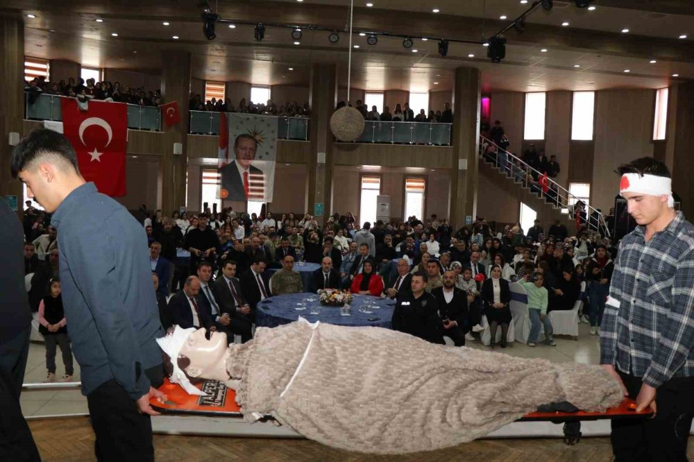 Oltu’da Coşkulu Kurtuluş Bayramı