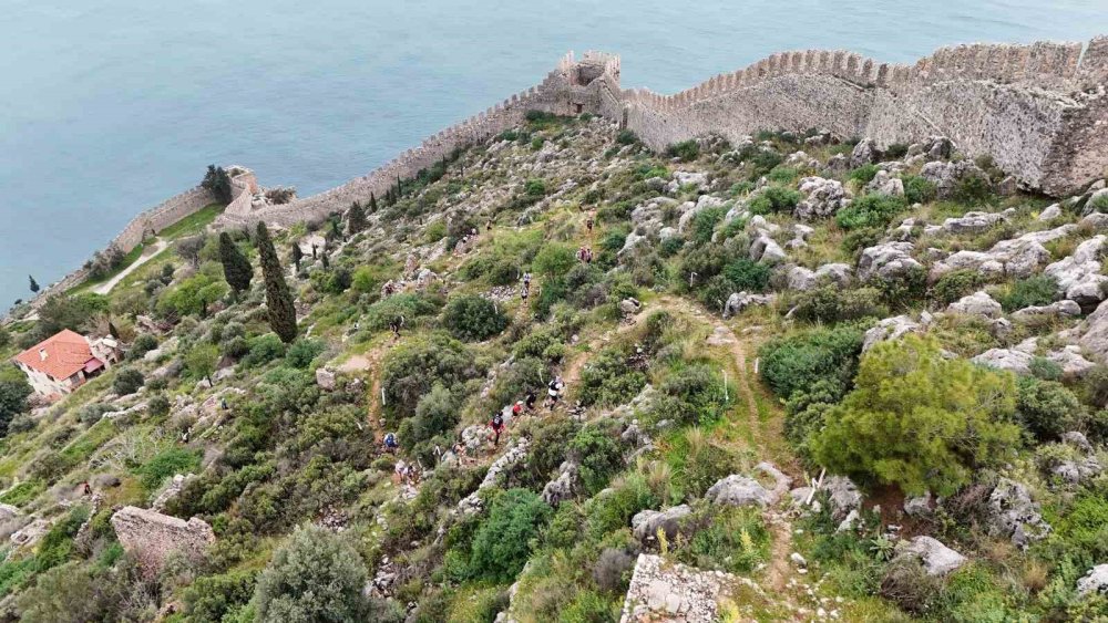 Alanya’da Ultra Heyecan Başladı.. 23 Ülkeden 820 Sporcu Parkurda!