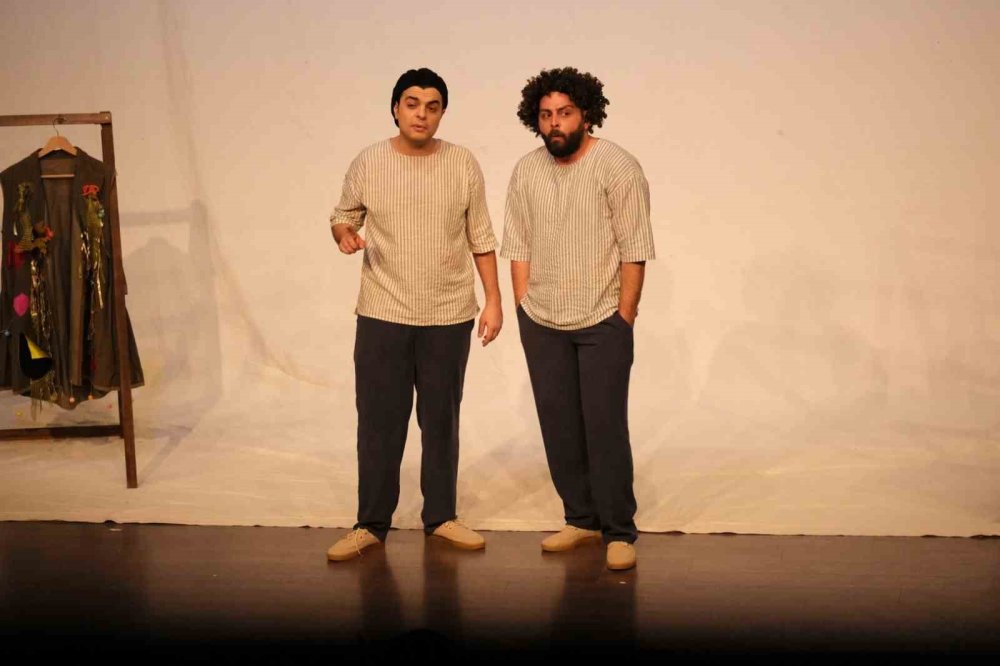 Bodrum Belediyesi Şehir Tiyatrosu 9 Yaşında