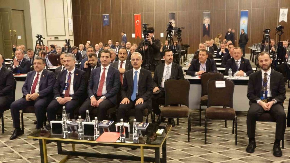 Kalkınma Yolu Trabzon’da Masaya Yatırıldı.. 10 Yılda 55 Milyar Dolarlık Katkı Bekleniyor!