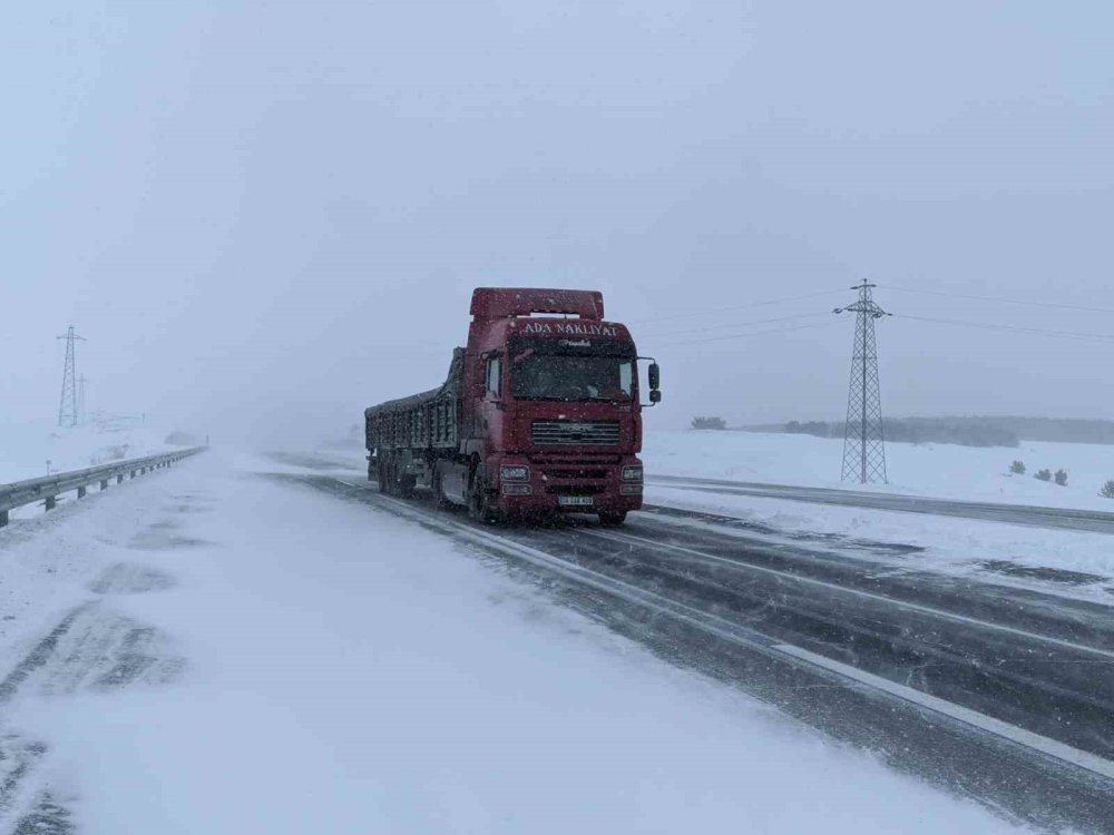Zorlu Mücadele Sonuç Verdi.. 4 Ay Kapalı Kalan Yol Yeniden Açıldı!